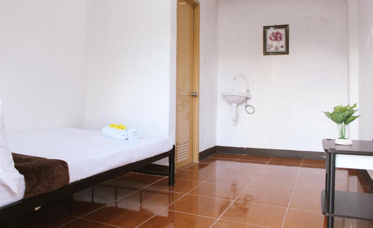 Angel Gabriel Homestay コロン エクステリア 写真
